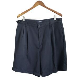 Docker's black pleated khakis size 36W